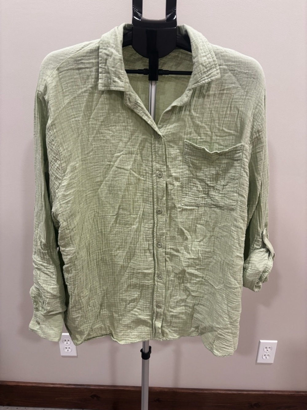 Relaxed Light Green Women's Button-Down Shirt